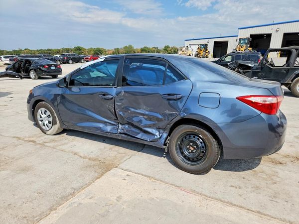 2018 TOYOTA COROLLA