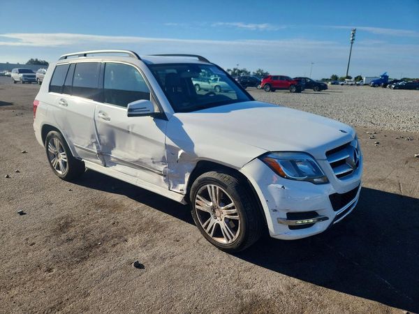 2015 MERCEDES-BENZ GLK