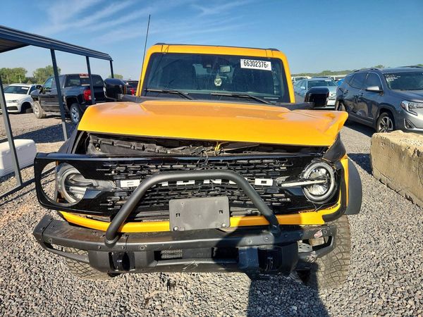 2021 FORD BRONCO
