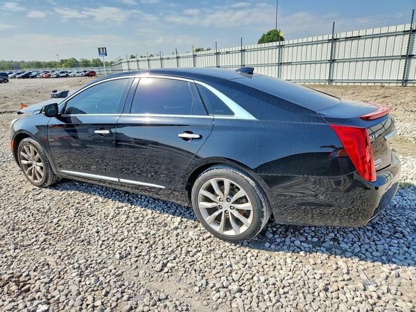2017 CADILLAC XTS Luxury