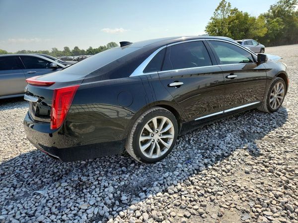 2017 CADILLAC XTS Luxury