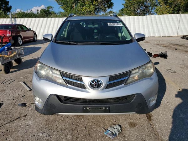 2015 TOYOTA RAV4 XLE (M Grade)