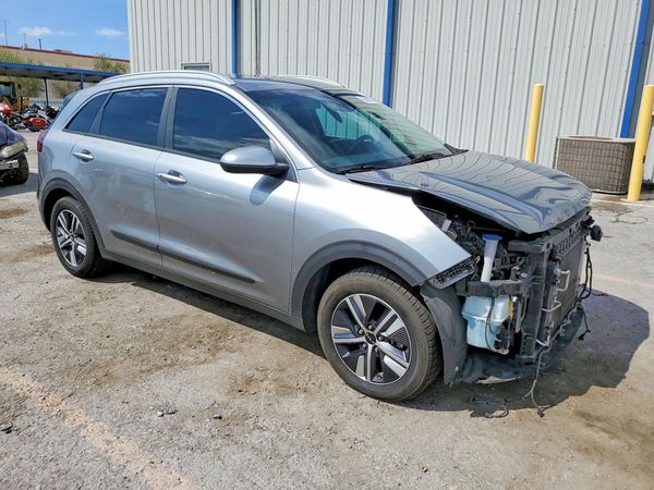 2022 KIA NIRO