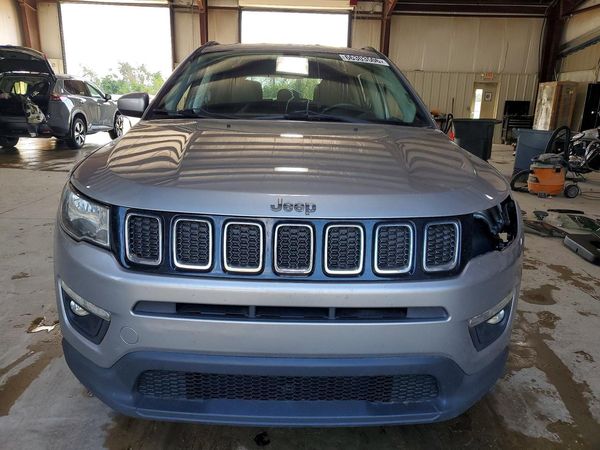 2017 JEEP COMPASS