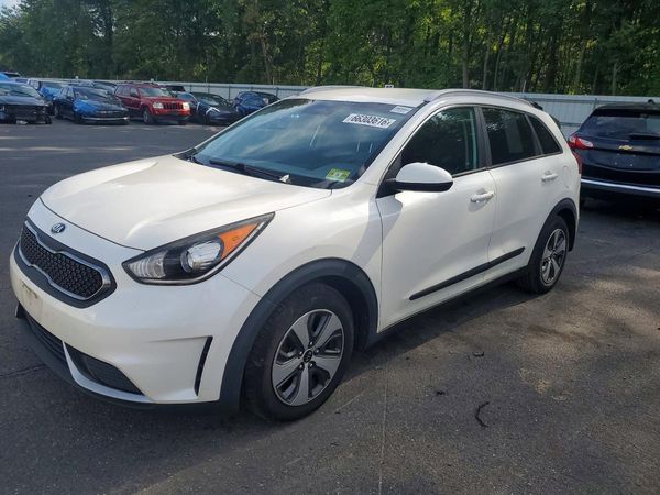 2017 KIA NIRO