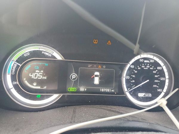 2017 KIA NIRO FE / LX / LX Tech