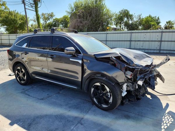 2025 KIA SORENTO