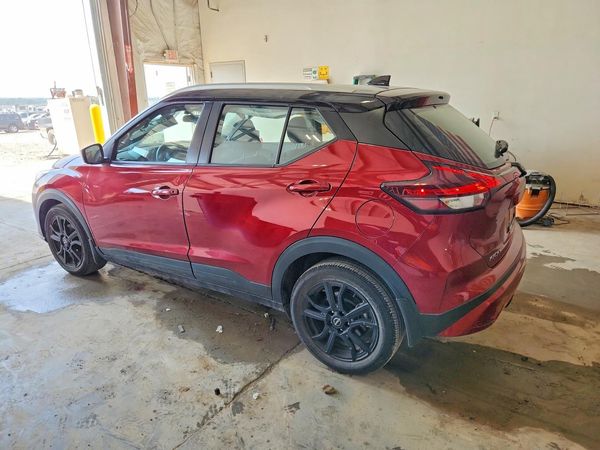 2024 NISSAN KICKS