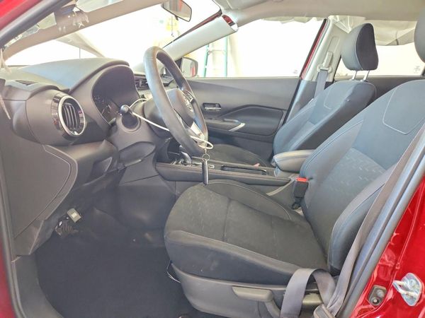 2024 NISSAN KICKS