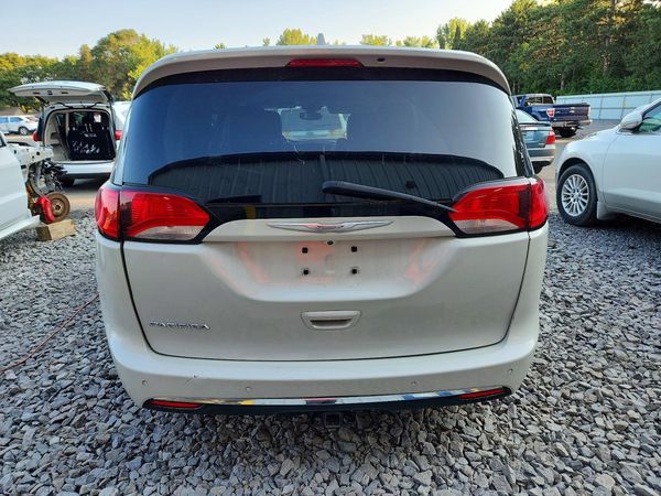 2017 CHRYSLER PACIFICA Touring L Plus