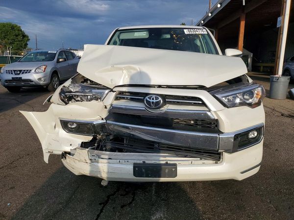 2022 TOYOTA 4RUNNER Limited