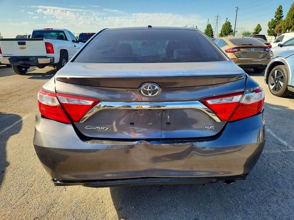 2016 TOYOTA CAMRY