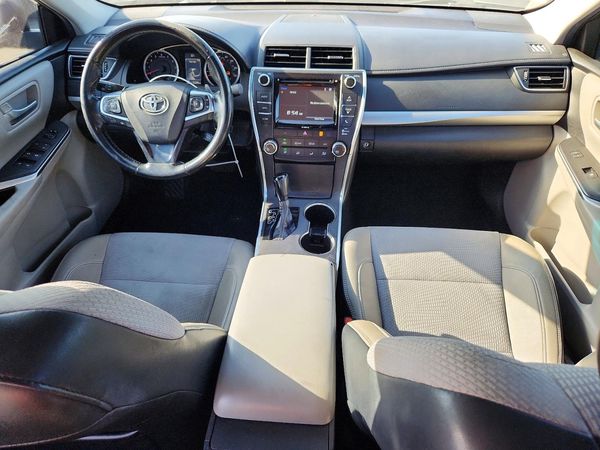 2016 TOYOTA CAMRY