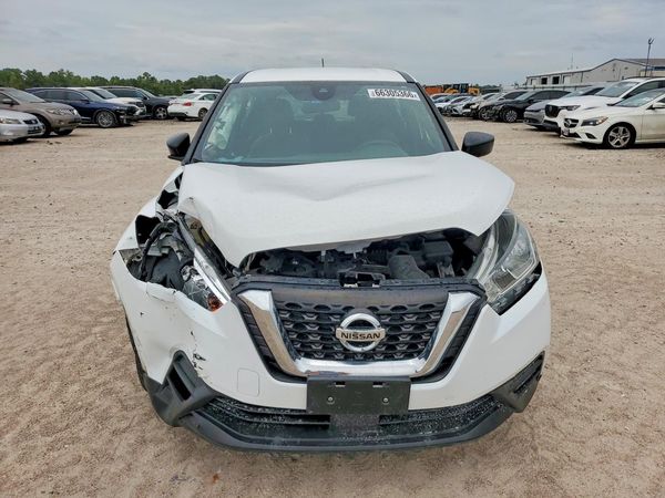 2020 NISSAN KICKS