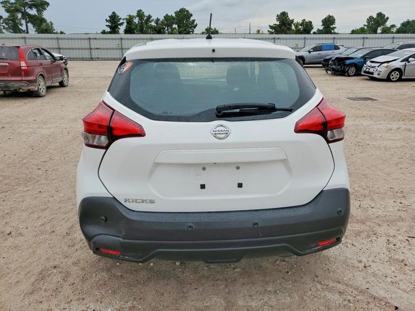 2020 NISSAN KICKS
