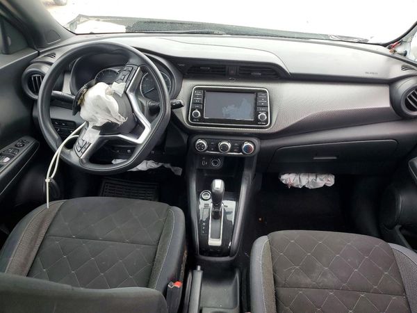 2020 NISSAN KICKS