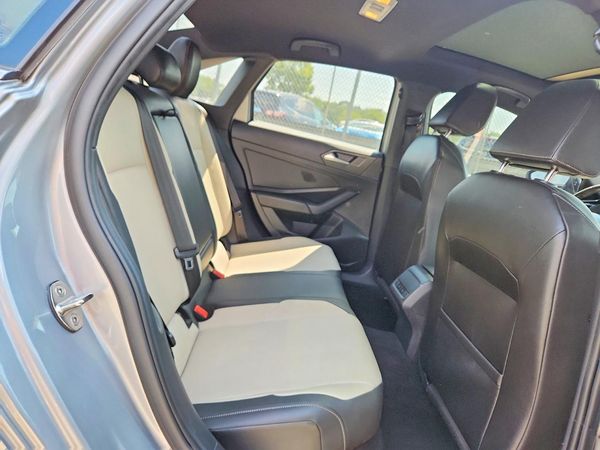 2019 VOLKSWAGEN JETTA S, SE, R-Line