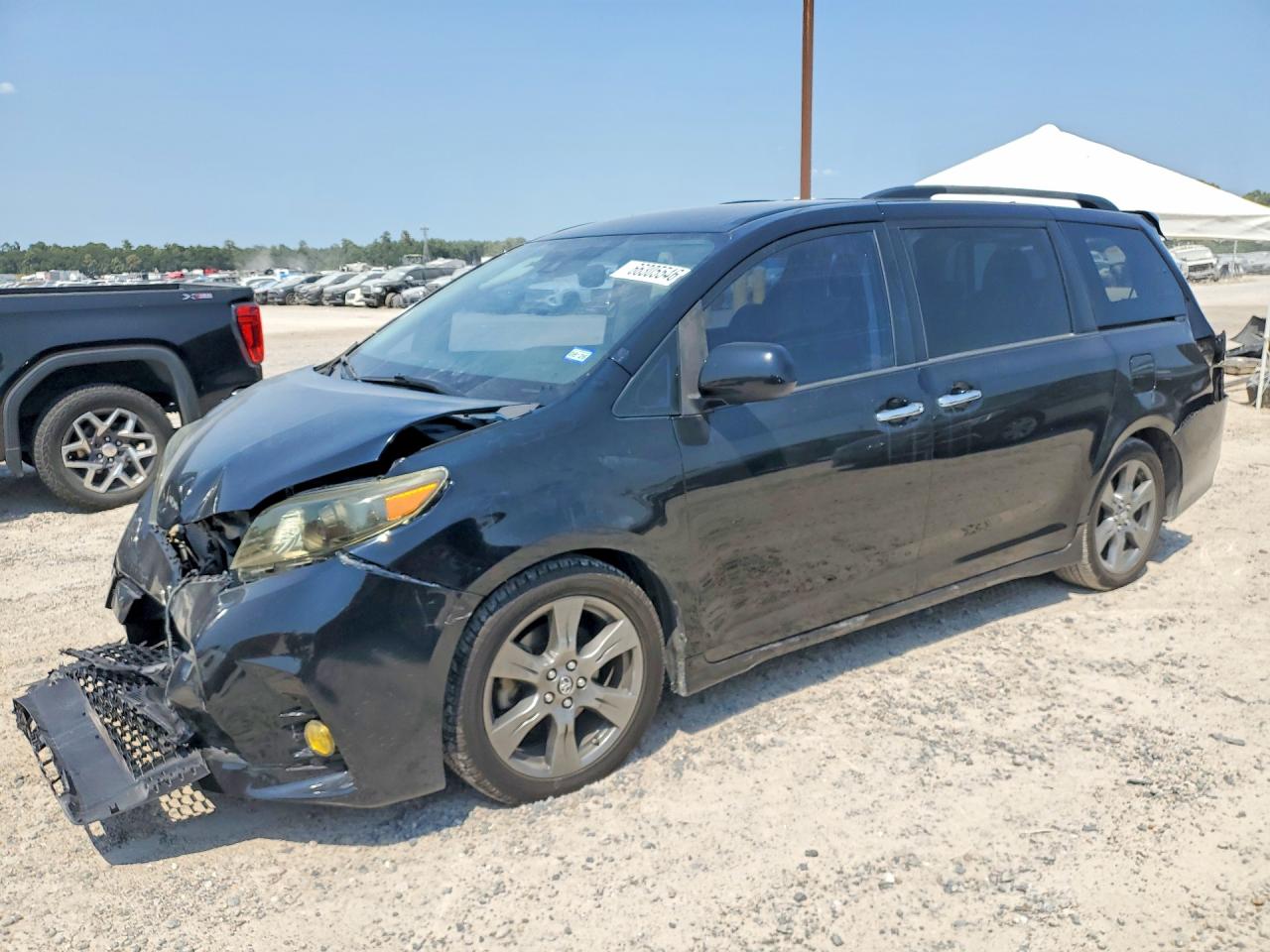 2018 TOYOTA SIENNA SE/SE Premium