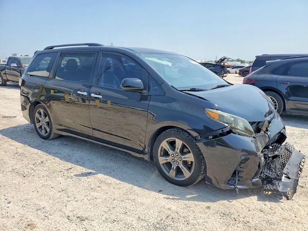 2018 TOYOTA SIENNA SE/SE Premium