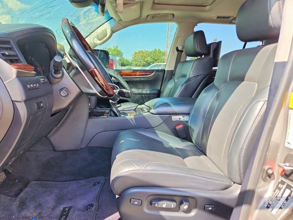 2017 LEXUS LX 570