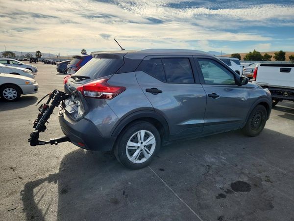 2019 NISSAN KICKS
