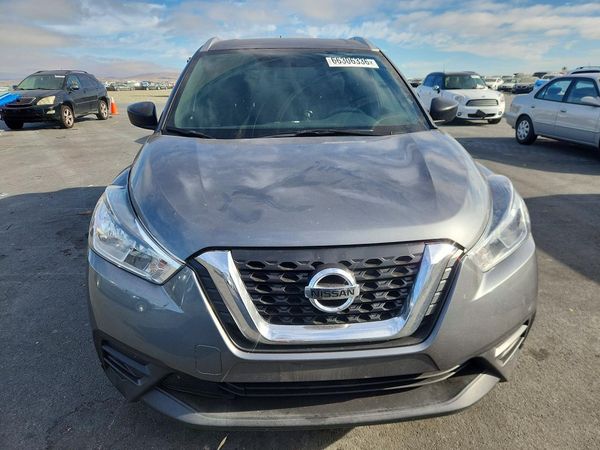 2019 NISSAN KICKS