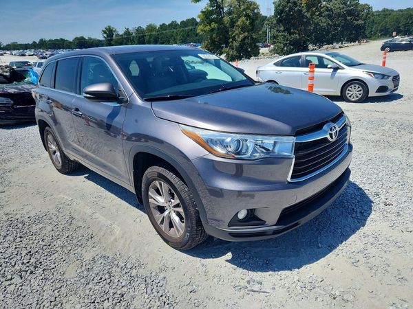 2015 TOYOTA HIGHLANDER