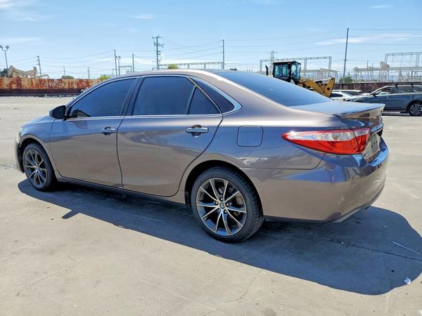 2015 TOYOTA CAMRY