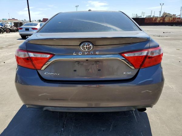 2015 TOYOTA CAMRY