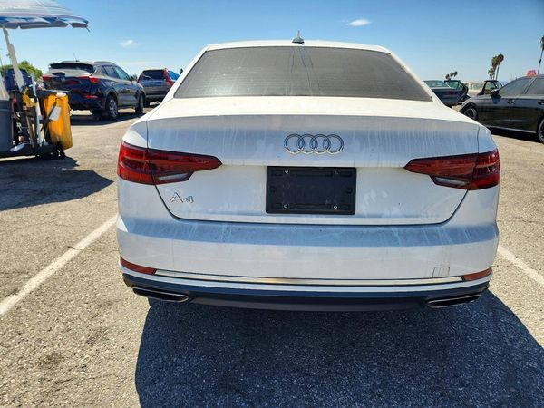 2019 AUDI A4 Premium, Titanium