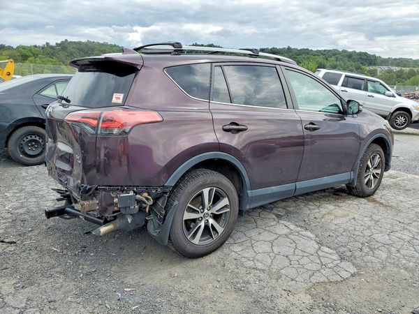 2018 TOYOTA RAV4 Adventure/XLE
