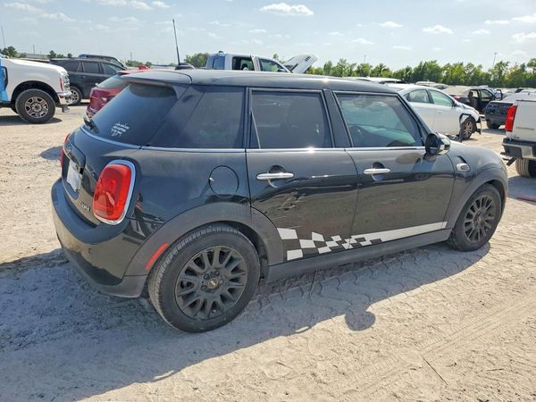 2017 MINI COOPER