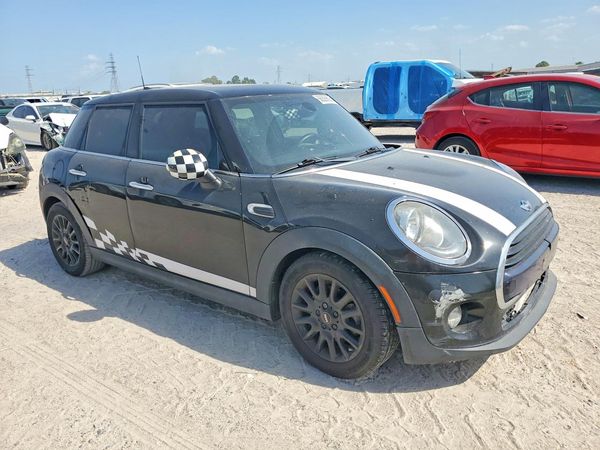 2017 MINI COOPER