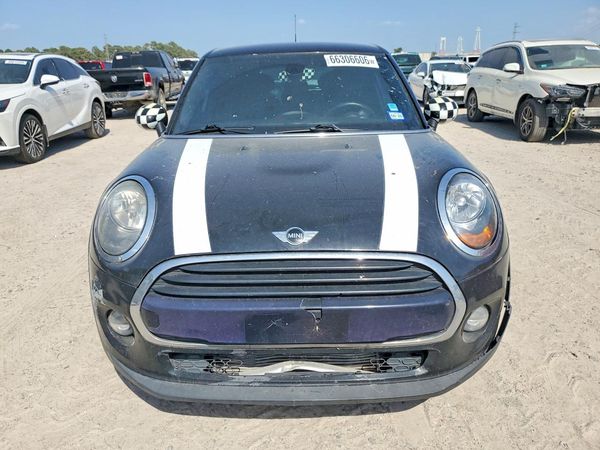 2017 MINI COOPER