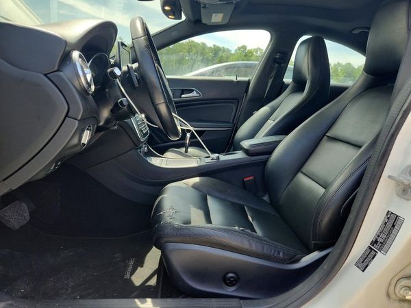 2015 MERCEDES-BENZ CLA
