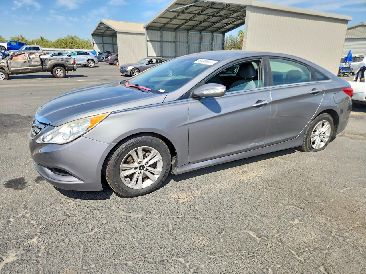 2014 HYUNDAI SONATA GLS/ GLS Popular — Front 3/4