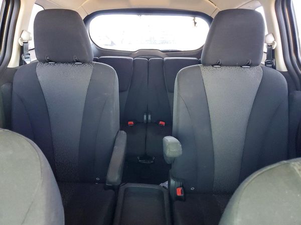 2012 MAZDA 5 Sport/GX