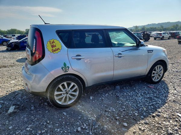2019 KIA SOUL