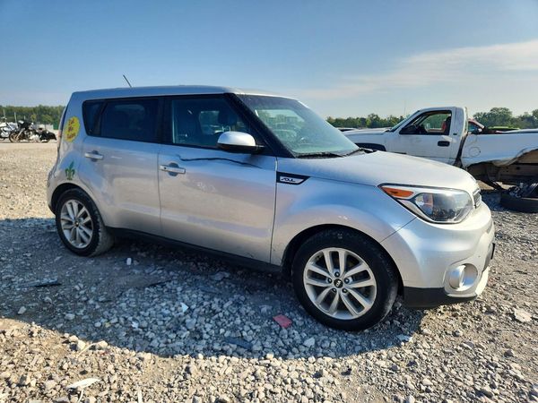 2019 KIA SOUL