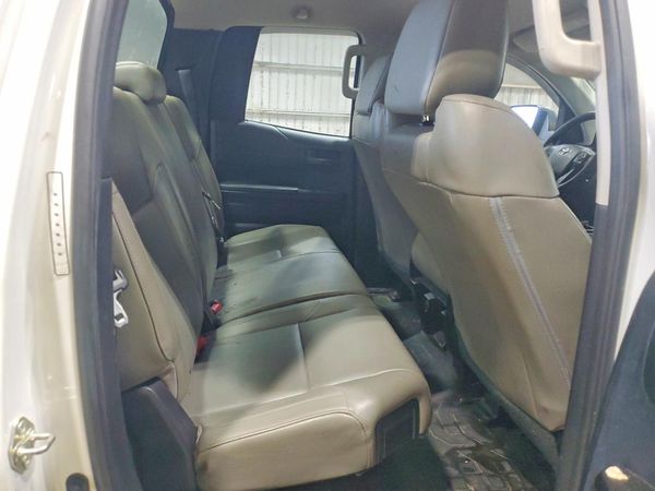 2017 TOYOTA TUNDRA SR/SR5