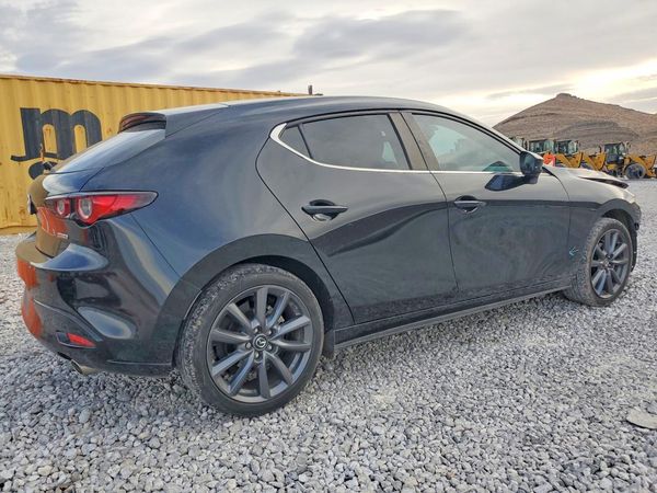 2024 MAZDA 3 Preferred Package