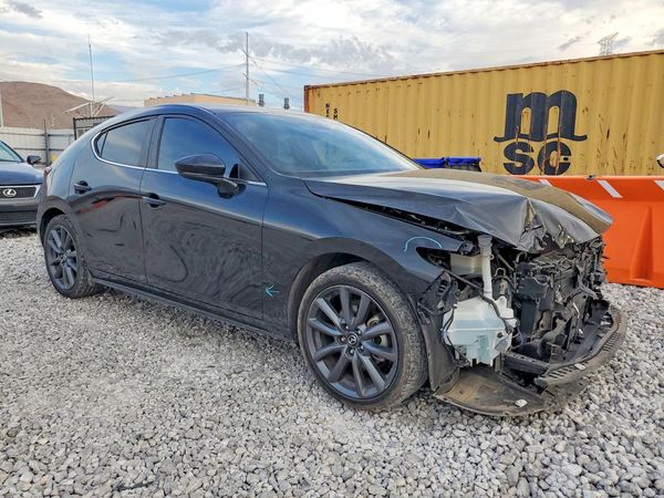 2024 MAZDA 3 Preferred Package
