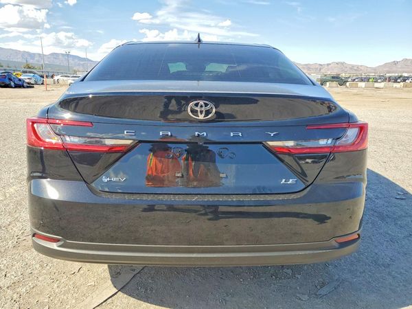 2026 TOYOTA CAMRY