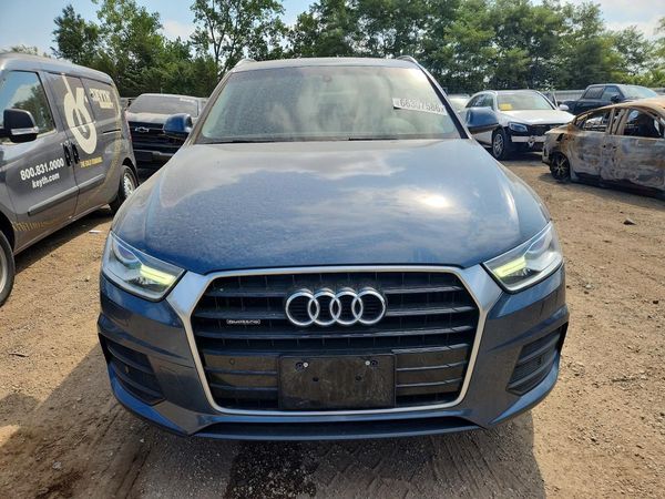 2016 AUDI Q3