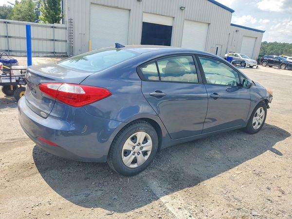 2016 KIA FORTE GL (Middle-Low Grade)