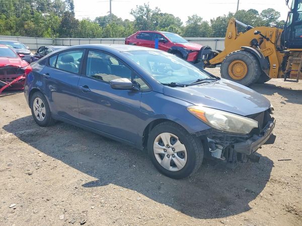 2016 KIA FORTE GL (Middle-Low Grade)