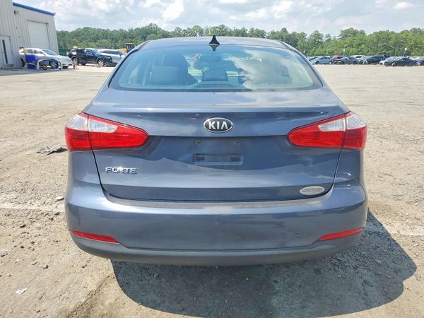 2016 KIA FORTE GL (Middle-Low Grade)