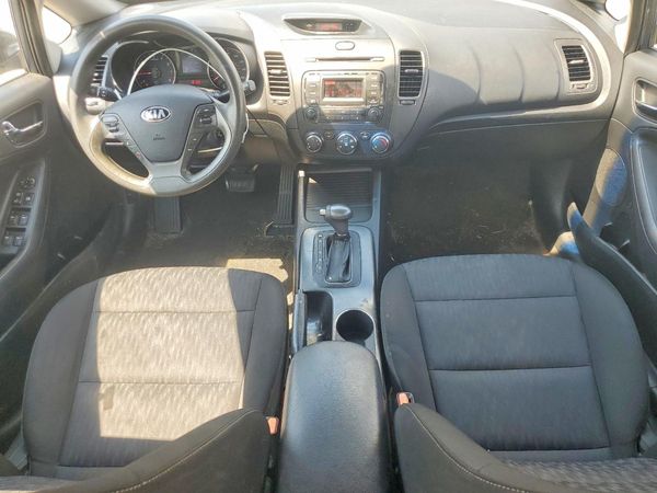2016 KIA FORTE GL (Middle-Low Grade)