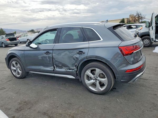 2022 AUDI Q5