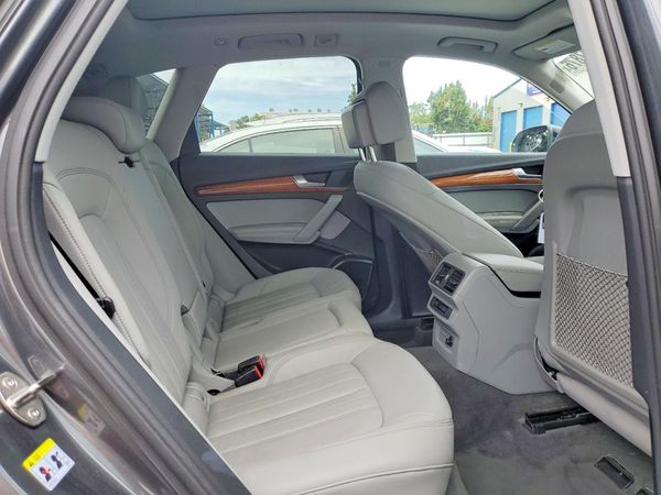 2022 AUDI Q5